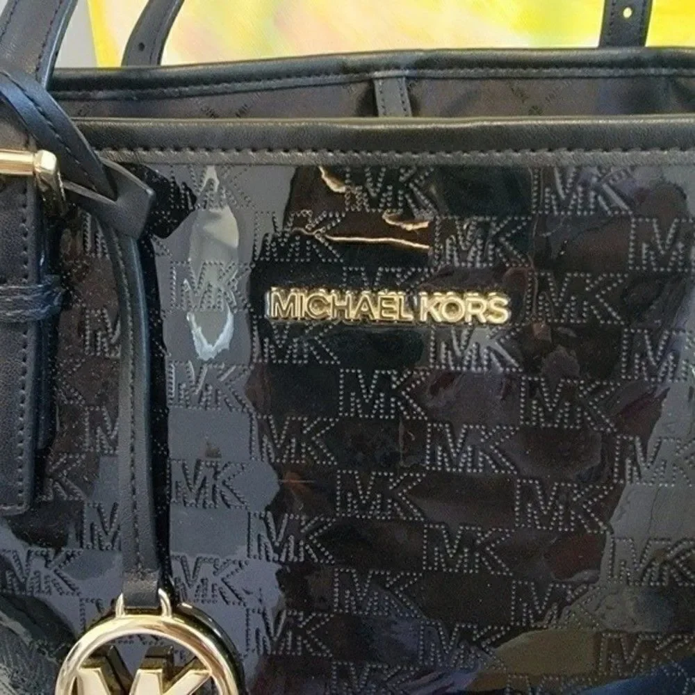 Michael KORS Jet Set Travel Carryall Tote Black Patent Leather MK